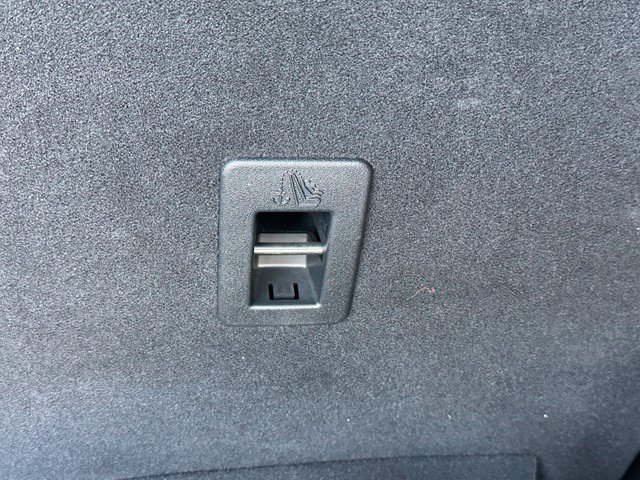 Used 2021 Ford Escape SE FWD image 20