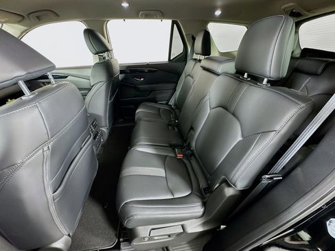 Certified 2025 Honda Pilot EX-L image 17