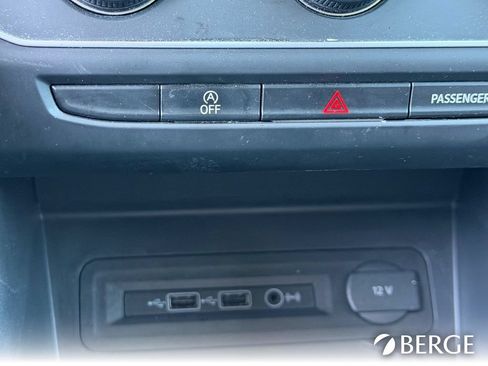 Used 2021 Volkswagen Atlas SE FWD image 30