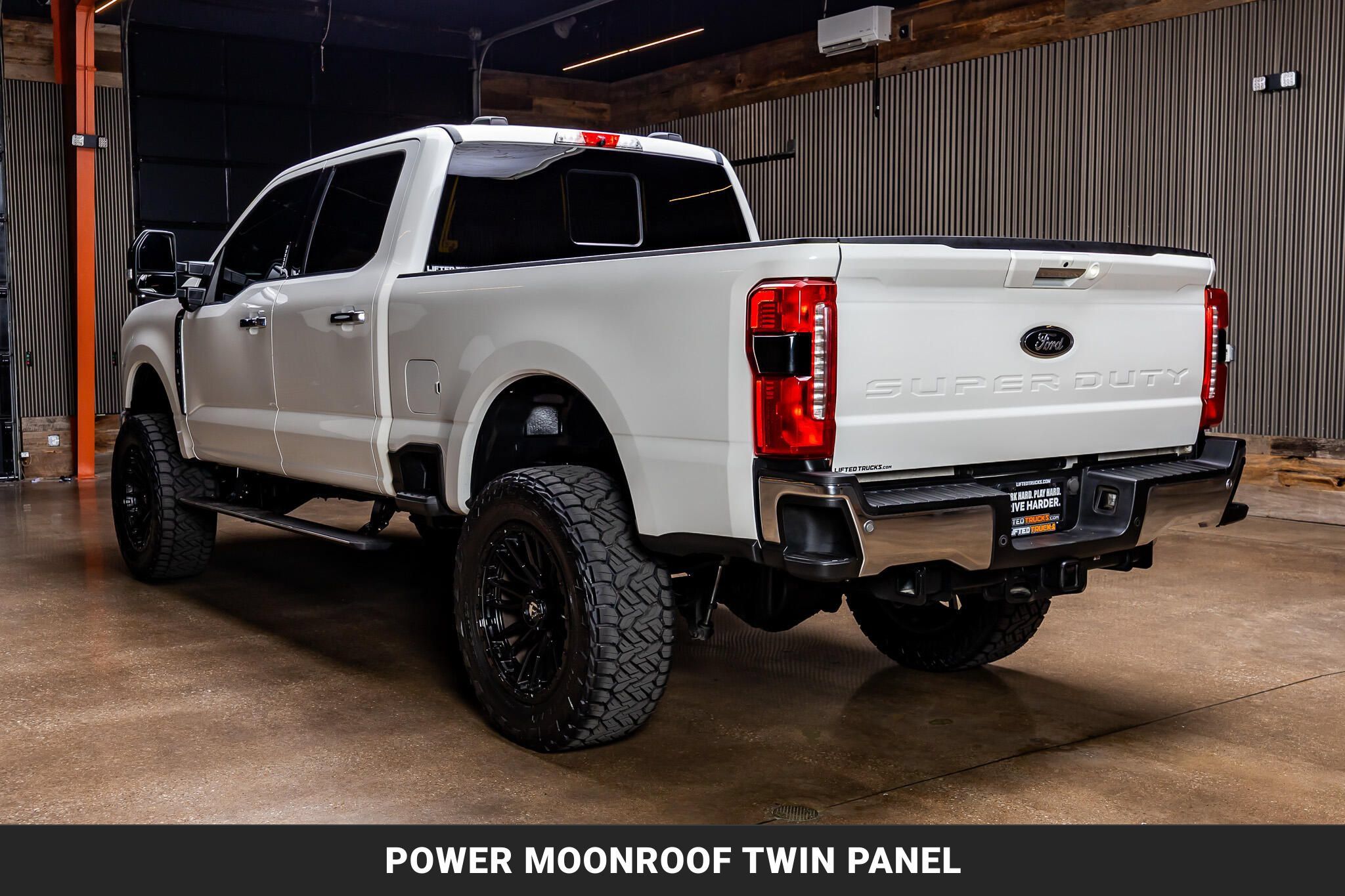 Used 2023 Ford F250 Lariat w/ Lariat Ultimate Package AWD/4WD image 6