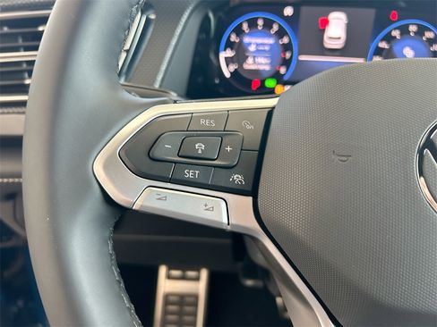 New 2025 Volkswagen Atlas Cross Sport SEL Premium R-Line image 19