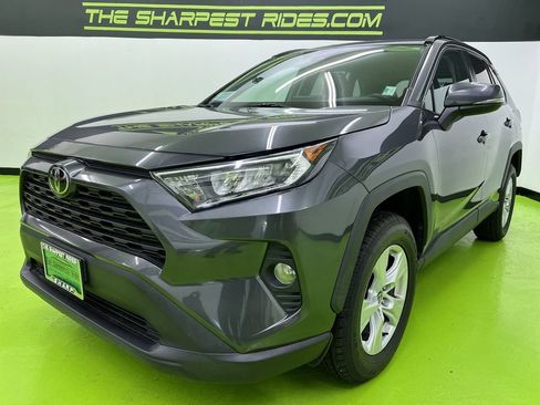 Used 2021 Toyota RAV4 XLE AWD/4WD image 5