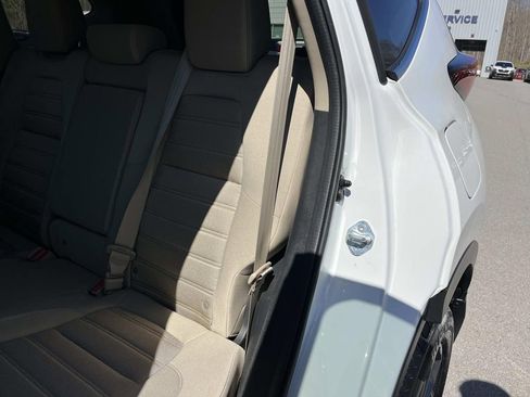 Used 2022 Honda CR-V EX image 20