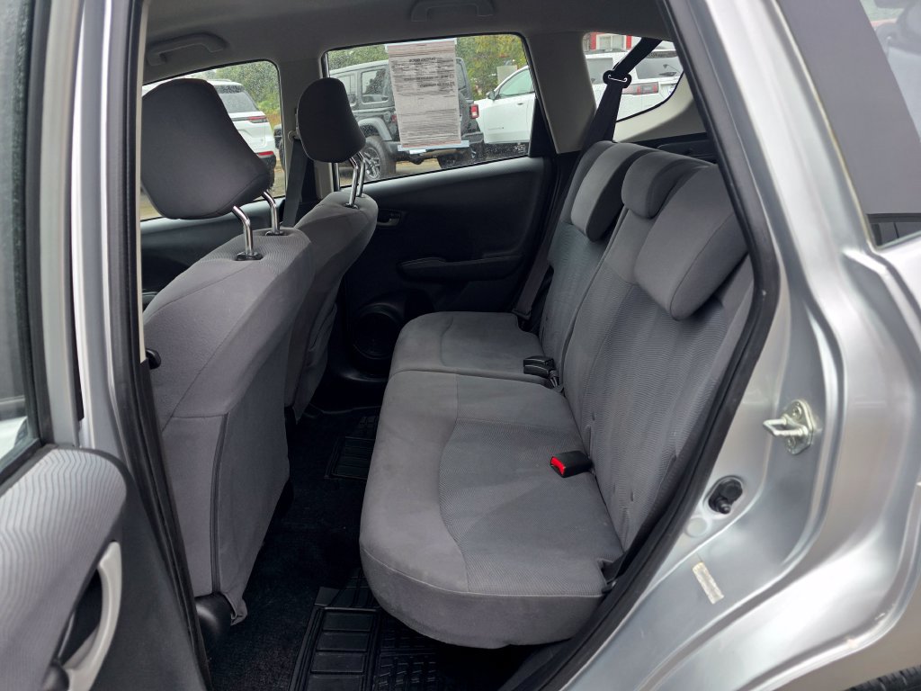 Used 2013 Honda Fit image 6