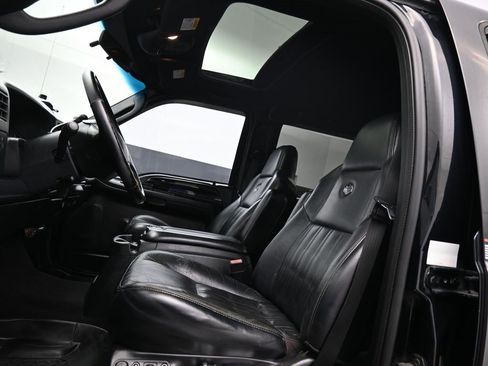 Used 2004 Ford F350 Harley-Davidson image 19