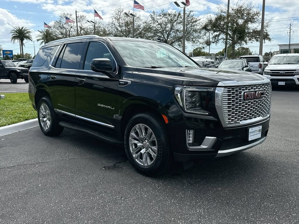 Used 2024 GMC Yukon Denali AWD/4WD image 3