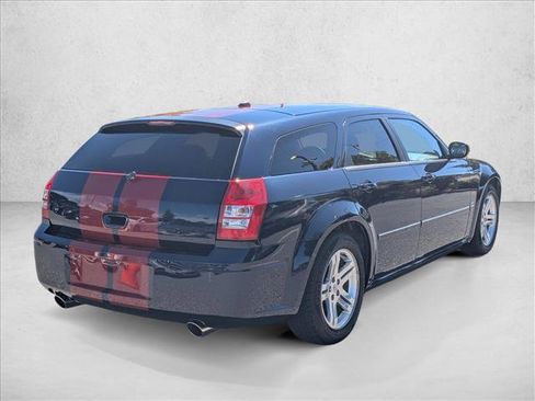 Used 2005 Dodge Magnum R/T w/ Convenience Group II RWD image 5