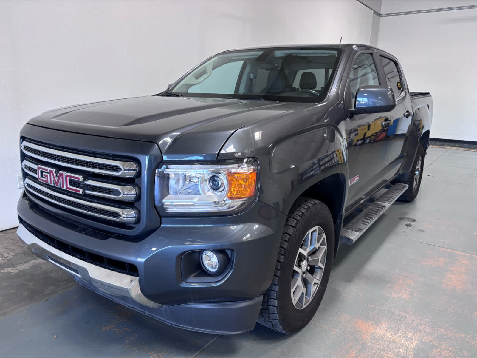 Used 2016 GMC Canyon SLE w/ All Terrain Package AWD/4WD image 1
