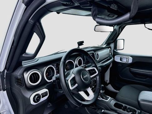 Used 2021 Jeep Wrangler Unlimited Sport AWD/4WD image 6