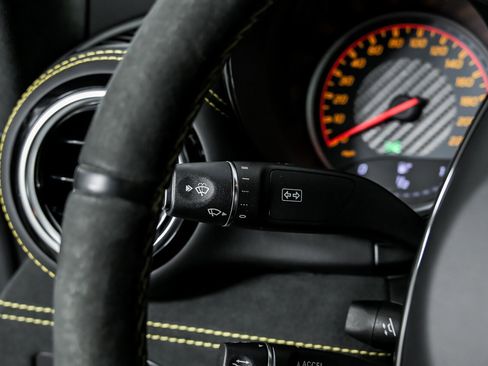 Used 2018 Mercedes-Benz AMG GT R image 27