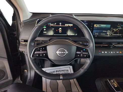 Used 2023 Nissan Ariya FWD image 14
