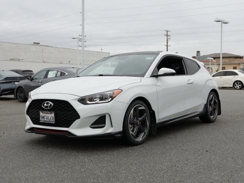 Used 2020 Hyundai Veloster Turbo image 8