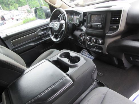 Used 2020 RAM 1500 Big Horn AWD/4WD image 13