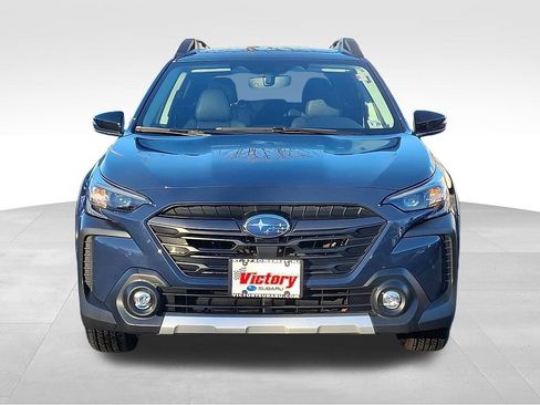 Used 2025 Subaru Outback Limited image 2