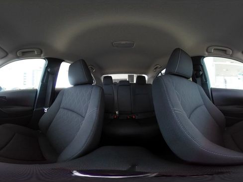Used 2025 Toyota Corolla LE FWD image 43