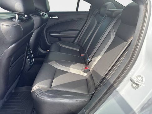 Used 2022 Dodge Charger SXT w/ Plus Group RWD image 10
