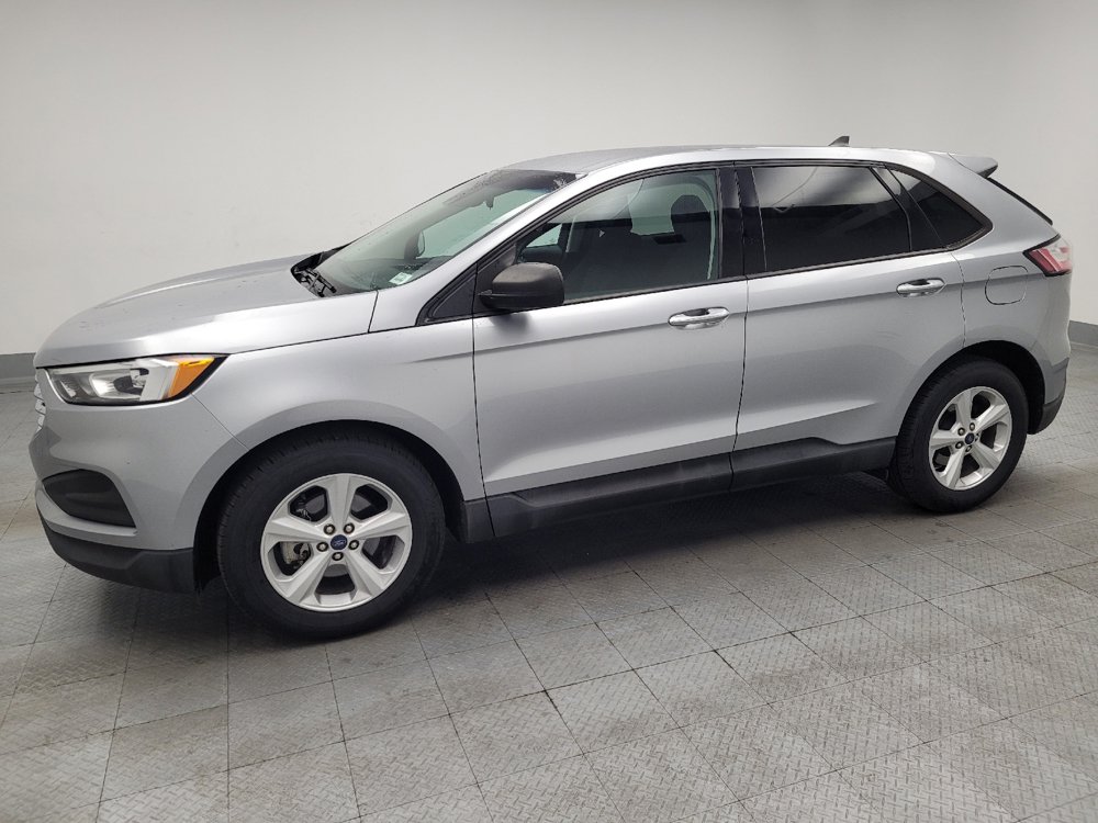 Used 2020 Ford Edge SE FWD image 2