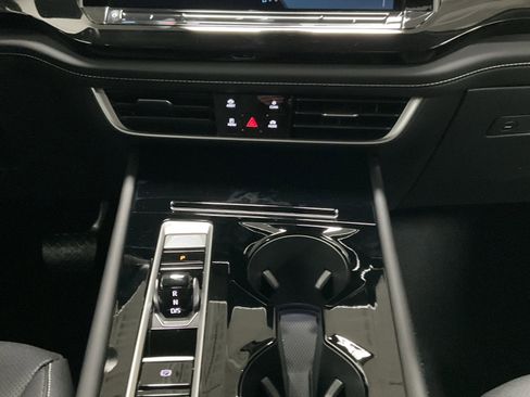 New 2026 Volkswagen Atlas SE AWD/4WD image 13