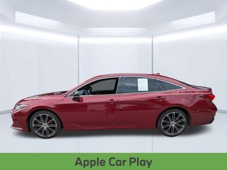 Used 2019 Toyota Avalon Touring w/ Advanced Safety Package FWD video 2