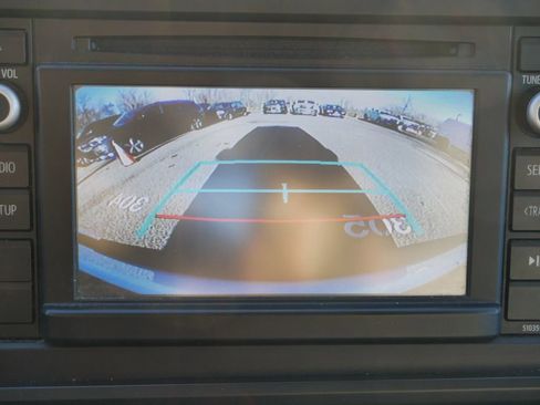 Used 2019 Toyota Tacoma SR image 41