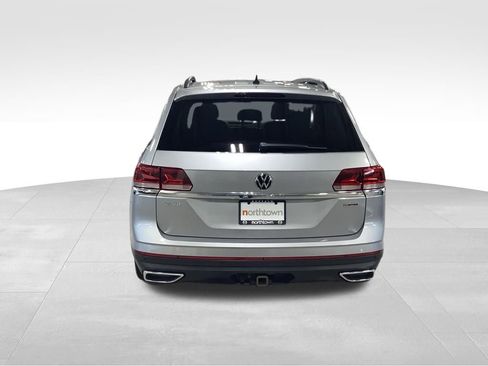 Used 2021 Volkswagen Atlas SE w/ Panoramic Sunroof Package image 8