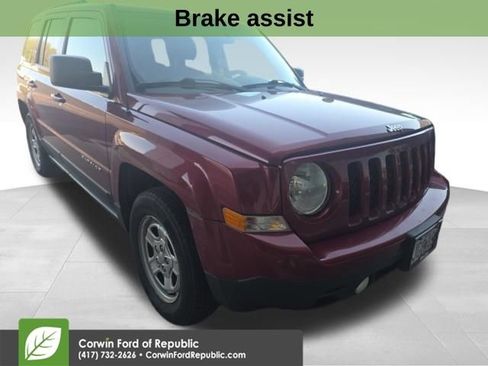 Used 2015 Jeep Patriot Sport w/ Power Value Group FWD image 5