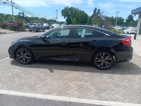 Used 2019 Honda Civic Sport image 3