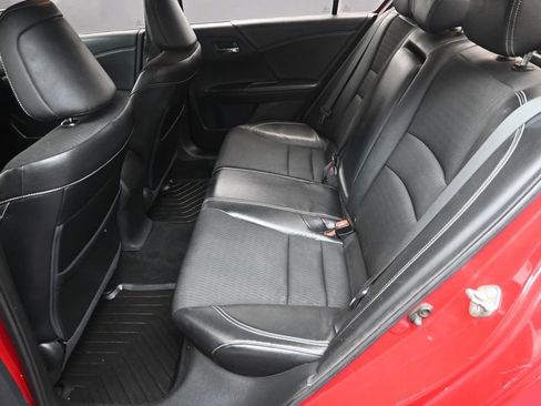 Used 2016 Honda Accord Sport image 26
