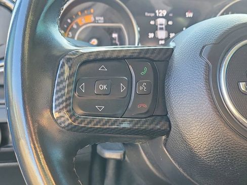 Used 2021 Jeep Gladiator Willys image 25