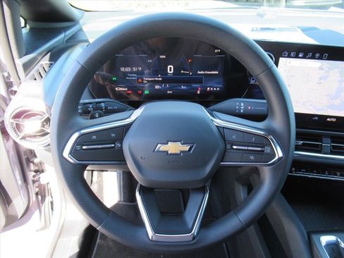 New 2026 Chevrolet Equinox EV LT image 17