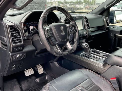 Used 2019 Ford F150 Lariat w/ Equipment Group 502A Luxury AWD/4WD image 14