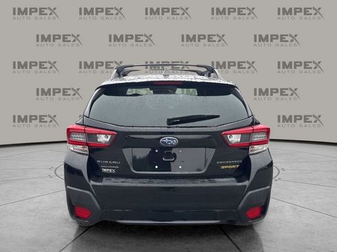 Used 2022 Subaru Crosstrek 2.5i Sport w/ Moonroof Package AWD/4WD image 4