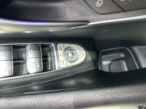 Used 2020 Mercedes-Benz E 350 4MATIC Sedan w/ Parking Assistance Package image 17