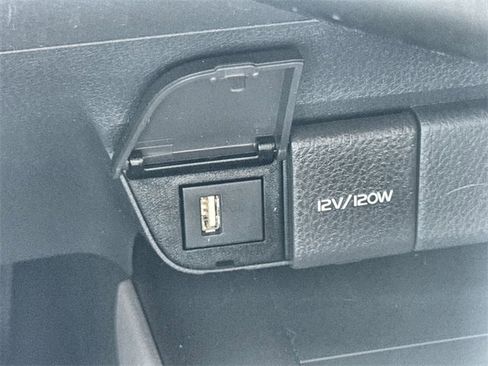 Used 2023 Toyota Camry SE image 37