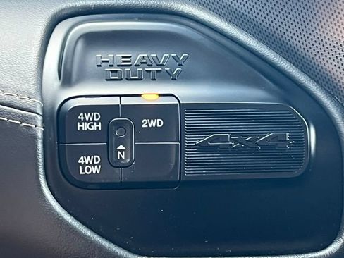 Used 2024 RAM 3500 Limited AWD/4WD image 40