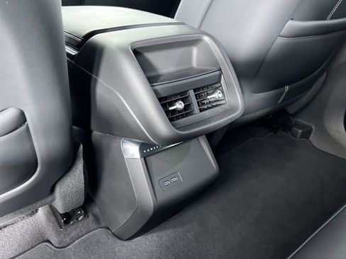 Certified 2024 Cadillac Lyriq Tech image 22