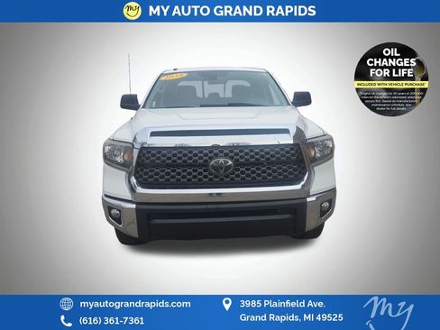 Used 2018 Toyota Tundra SR5 image 8