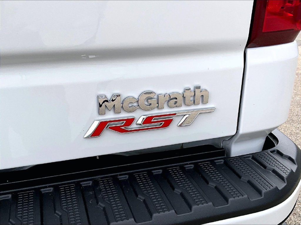 Used 2024 Chevrolet Silverado 1500 RST AWD/4WD image 28