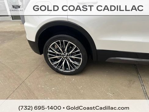 Certified 2024 Cadillac XT4 Sport w/ Cold Weather Package AWD/4WD image 6