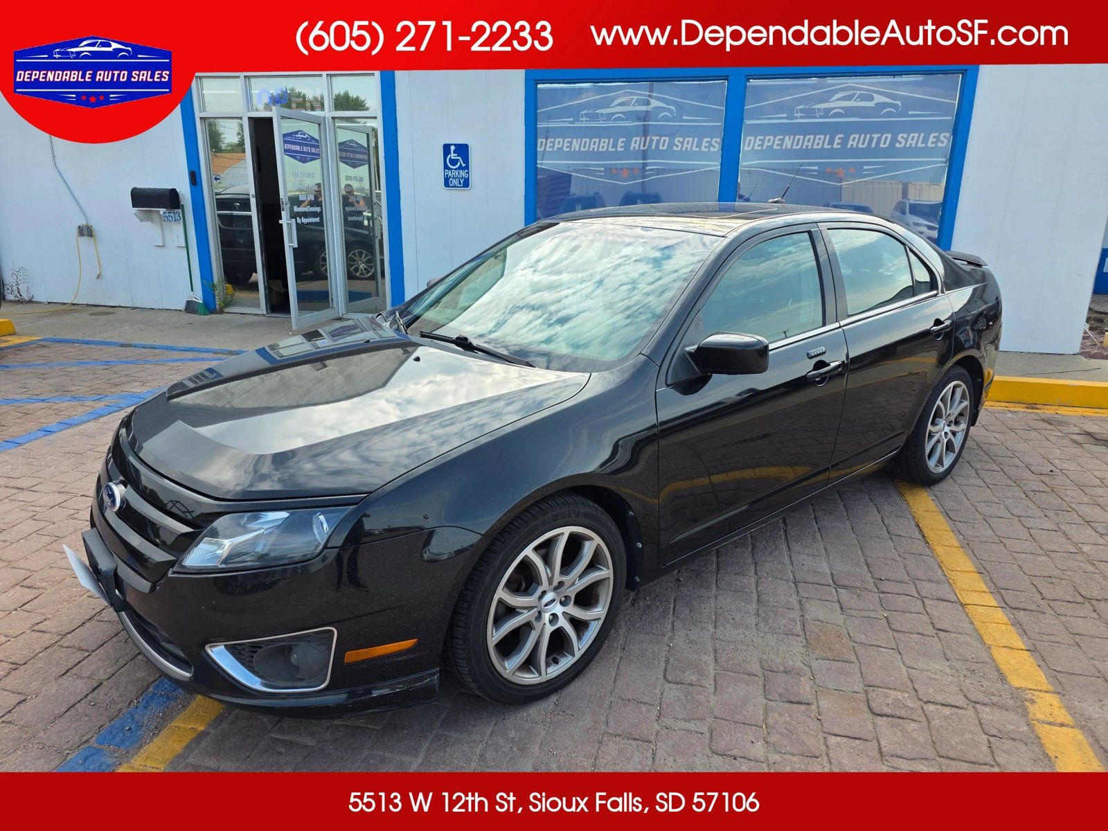 Used 2012 Ford Fusion SEL FWD image 1