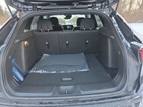 Used 2024 Chevrolet Trax RS w/ Driver Confidence Package image 9