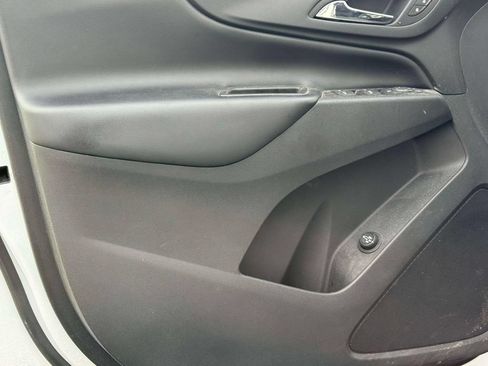 Used 2020 Chevrolet Equinox LT AWD/4WD image 14