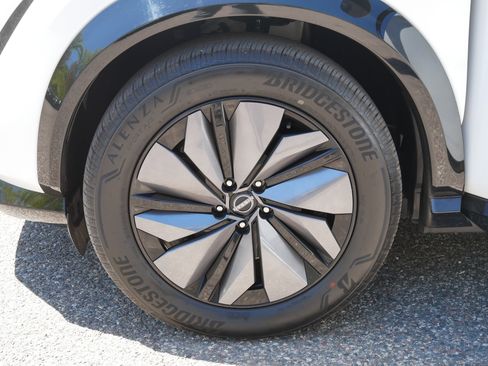 Certified 2024 Nissan Ariya AWD image 15
