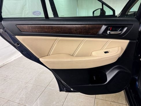 Used 2018 Subaru Outback 2.5i Limited image 15