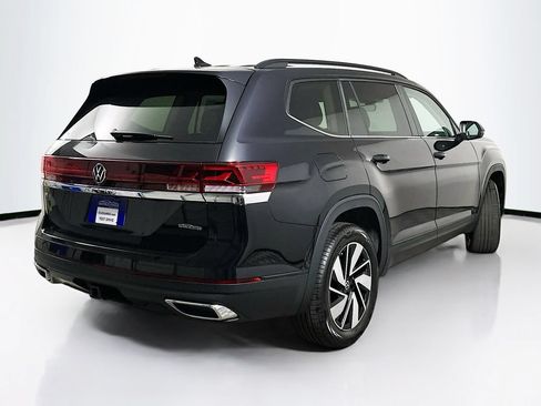 Used 2026 Volkswagen Atlas SE w/ Panoramic Sunroof Package FWD image 8