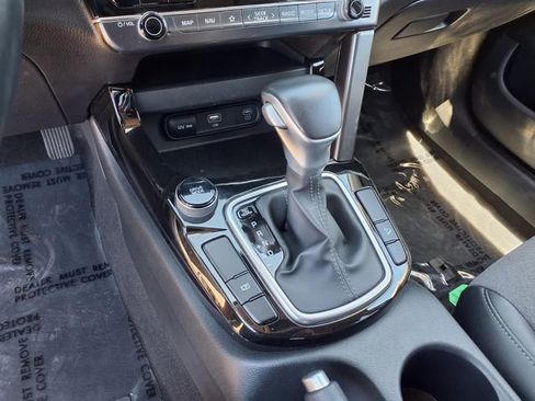 Used 2025 Kia Seltos S FWD image 18