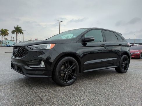 Used 2022 Ford Edge ST w/ Equipment Group 401A image 2