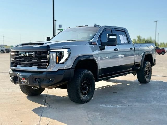 Used 2024 GMC Sierra 2500 AT4X w/ AT4X AEV Edition AWD/4WD image 4