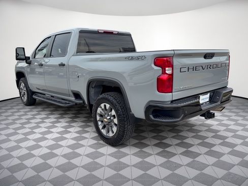 Used 2024 Chevrolet Silverado 2500 Custom w/ Custom Value Package AWD/4WD image 3