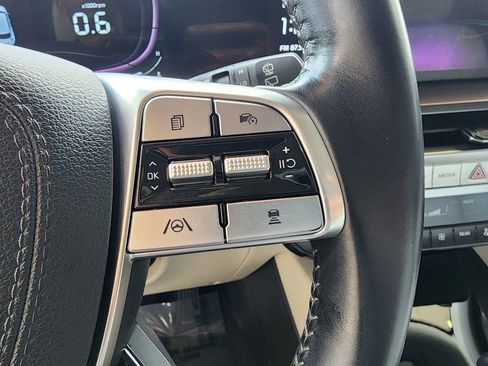 Used 2023 Kia Telluride S image 21
